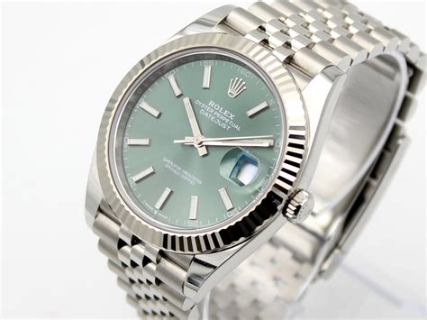 rolex datejust 41 mint green fluted bezel